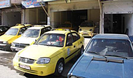 انتعاش سوق السيارات في الغوطة الشرقية مع توافر المحروقات والـ “كيا ريو” بـ2 مليون ليرة