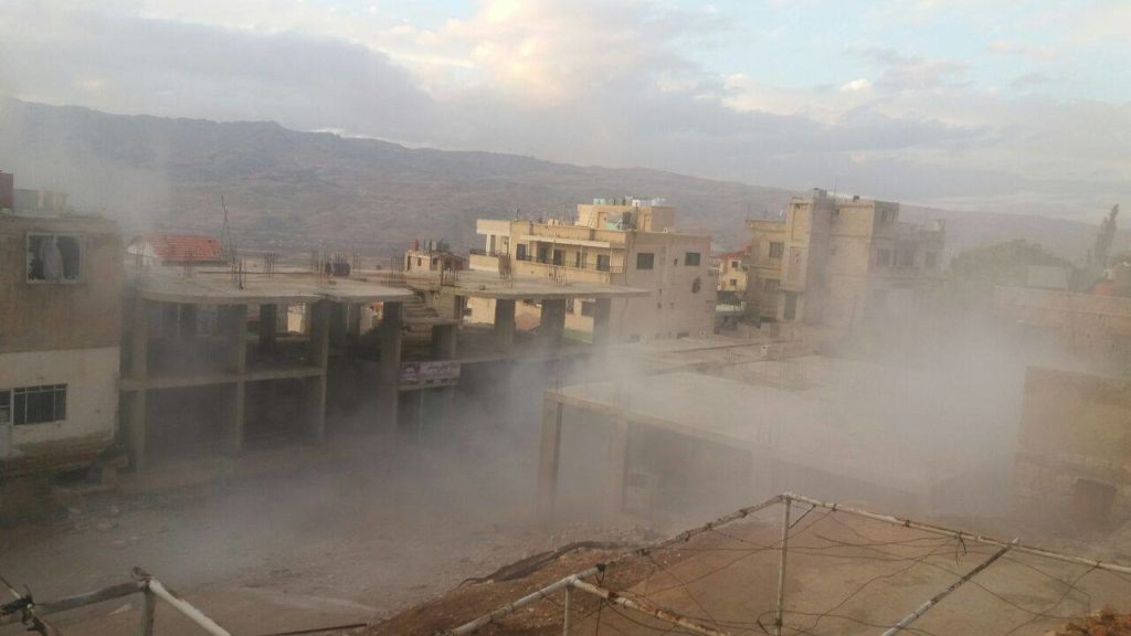 مقتل خمسة مدنيين بينهم عنصران من الدفاع المدني في قصف على مضايا ودوما
