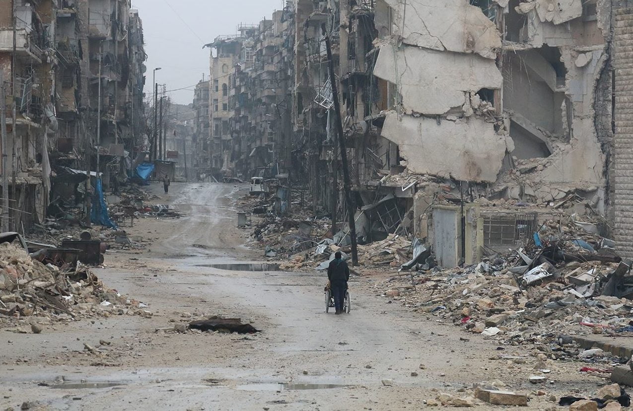 حلب: خسائر بمليارات الدولارات والنظام يخصص لها 50 مليار ليرة!