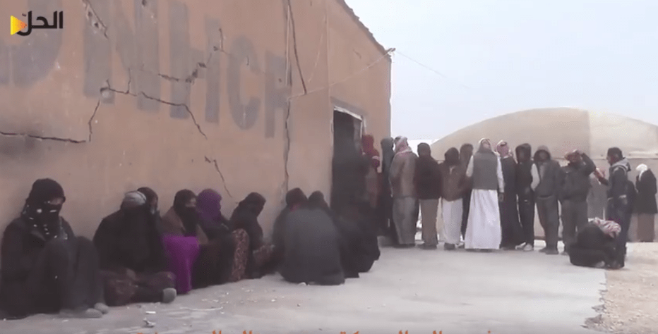 في مخيم الهول قصص الناجين من الموت .. جولة كاميرا موقع الحل السوري