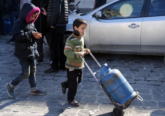 أزمة الغاز مستمرة في دمشق .. 5 آلاف اسطوانة يومياً ونسبة العجز 30%