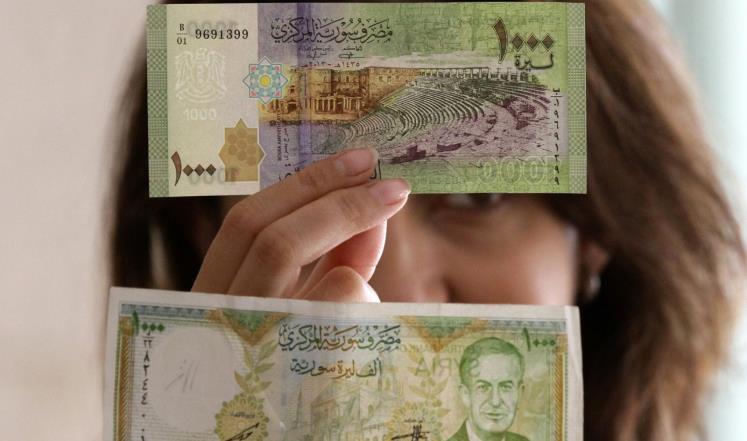 باحث اقتصادي يقترح طباعة عملات من فئة 5 آلاف ليرة لانخفاض قيمة العملة