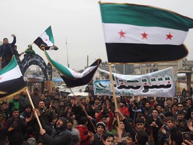 مظاهرات في حلب وإدلب تطالب بإسقاط النظام ونصرة المدن المحاصرة