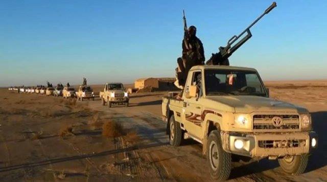 هجوم عنيف لداعش على مواقع تقدمت فيها قسد بدير الزور.. والأخيرة تنسحب