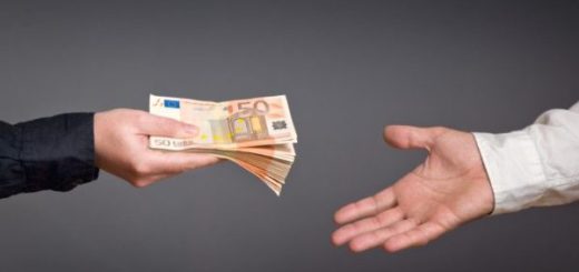 لاجئون يستغلون أنظمة المعونات الأوروبية عبر قبض المساعدات من دولتين معاً