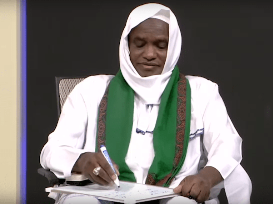 “الشيخ الصامت”.. سوداني ممتنع عن الكلام منذ 25 عاماً حتى اليوم