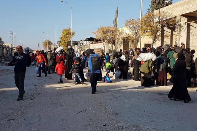 بعد حملة النظام العسكرية: أكثر من 1800 عائلة نزحت من دمشق إلى الغوطة الشرقية
