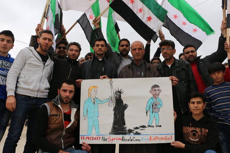 لافتات كفرنبل تغازل ترامب بعد ضرب الأسد