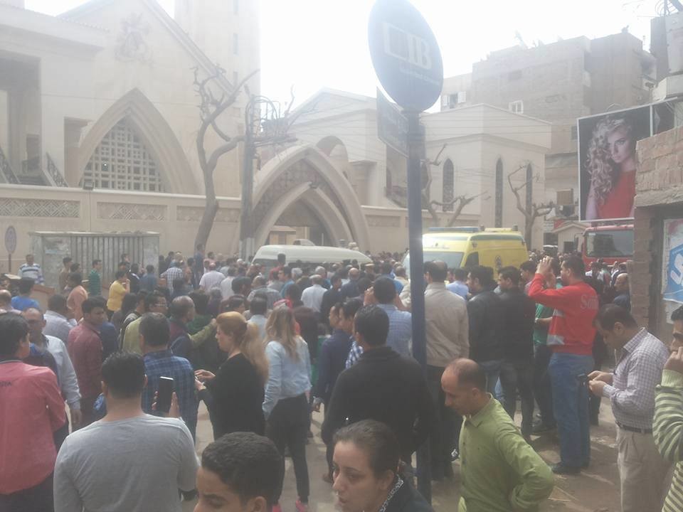خلال عيد الشعانين: انفجار عبوة ناسفة داخل كنسية في مصر.. ومقتل 20 شخصاً