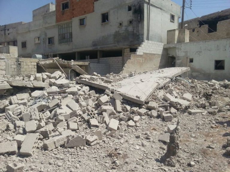 حماة: قصف جوي على عقيربات يخلف 15 قتيلا وعشرات الجرحى