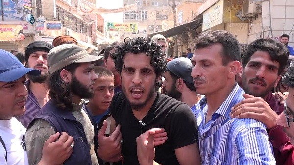 بتهمة “التحريض ضدها”: هيئة تحرير الشام تعتقل عبد الباسط الساروت في ريف إدلب