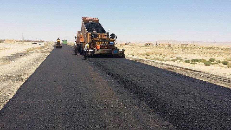 صحيفة رسمية: النظام يعمل على إعادة فتح منفذ بري بين سوريا والعراق