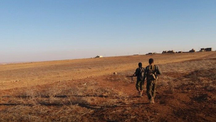 لأول مرة منذ سريان “تخفيف التصعيد”: قوات النظام تهاجم مواقع المعارضة جنوب حلب