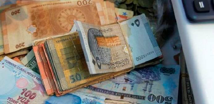 قيمة الحوالات المالية للسوريين تبلغ أكثر من ٤ مليون دولار يومياً