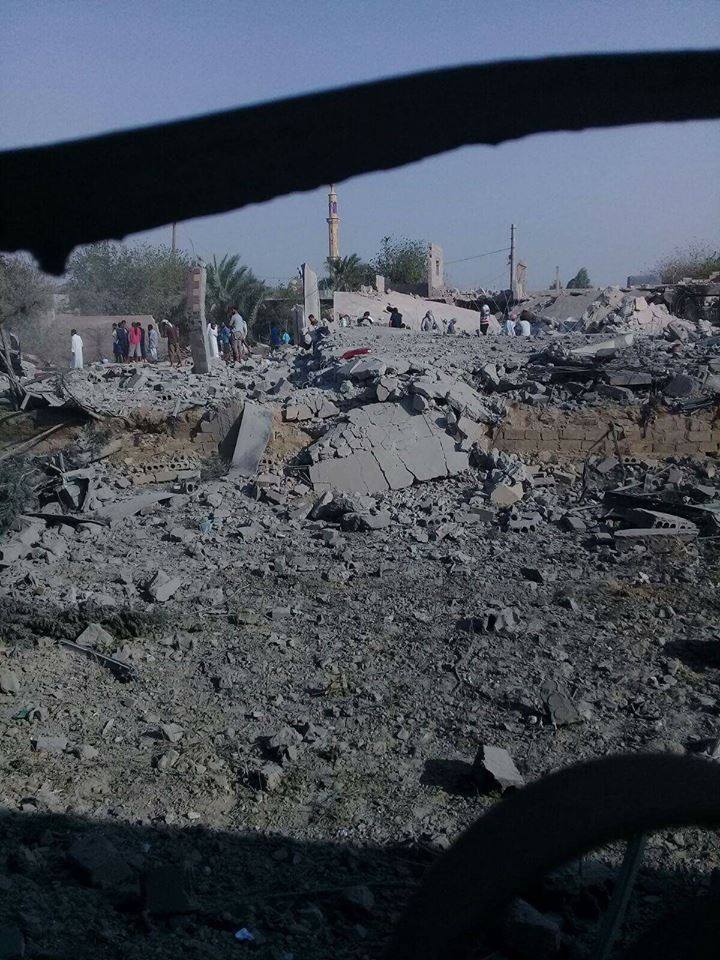 ديرالزور: الطيران الروسي يقصف مدرسة تؤوي نازحين.. وداعش يستعيد قرية سيطرة عليها النظام مؤخراً