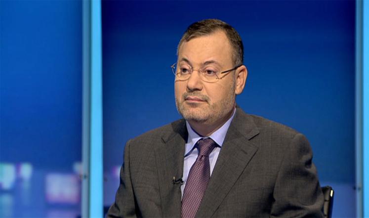مذيع الجزيرة أحمد منصور يعتذر بعد “شماتته” بإعصار فلوريدا