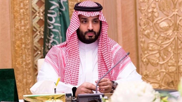بعد تدخل ترامب: أمير قطر يتصل بولي العهد السعودي ويوافق على الحوار
