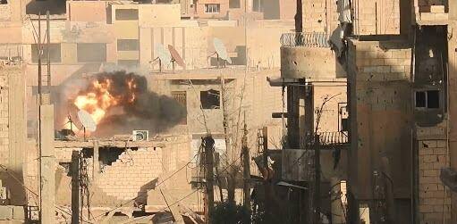 دير الزور: غارات روسية على سجن لداعش.. ومقتل 32 معتقلاً معظمهم نساء