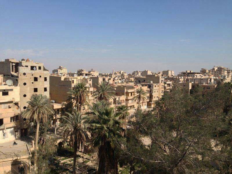 النظام يسيطر على حيين في دير الزور.. ومقتل جندي روسي و3 عناصر لحزب الله بالمعارك