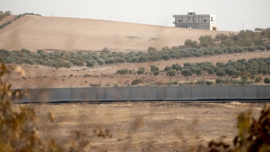بطول ألف كيلومتر: تركيا تعلن إنجاز الجدار العازل مع سوريا