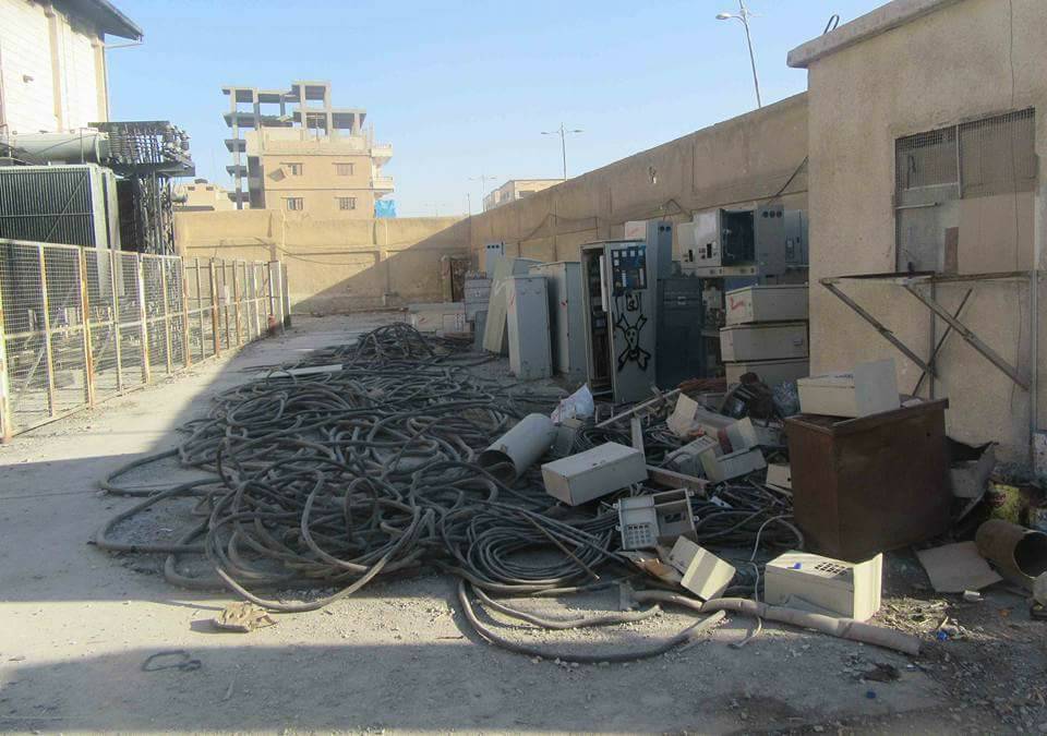 من أين يحصل الأهالي العائدون إلى الرقة على الكهرباء؟