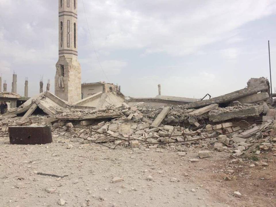 للأسبوع الثاني على التوالي.. إلغاء صلاة الجمعة في مناطق بريف حماة بسبب القصف المكثف