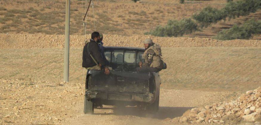 قتلى من فصائل المعارضة باستهداف قوات النظام سيارة لهم شمالي حمص