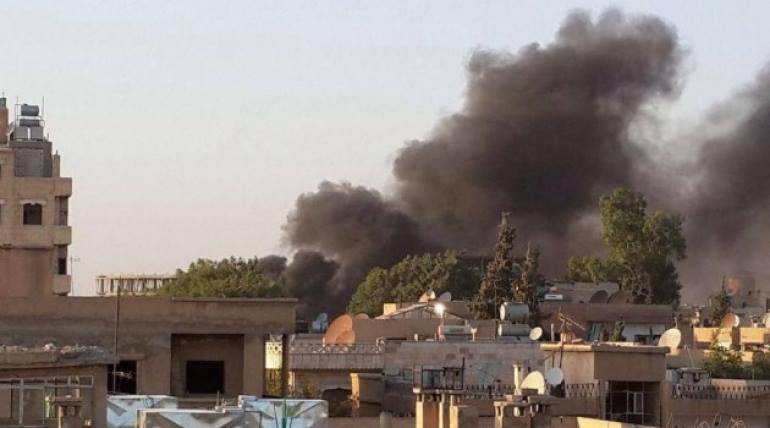 حماة: قصف جوي يخرج محطة مياه تروي 200 ألف شخص عن الخدمة