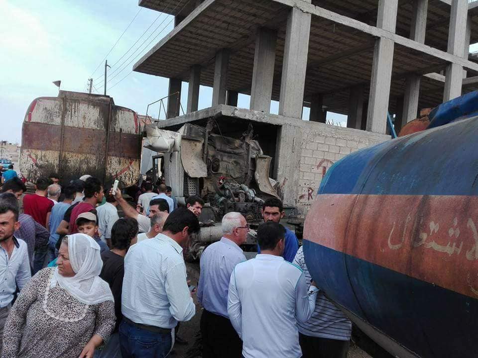 وفاة طفل و4 جرحى جراء انفجار صهريج محروقات أثناء صيانته في ديريك