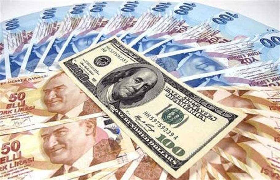 انخفاض تاريخي في قيمة الليرة التركية.. ماتأثيره على السوريين في الداخل والخارج؟