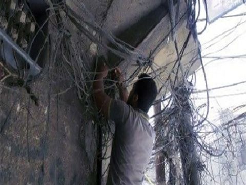 حكومة النظام: 160 مليون ليرة قيمة الكهرباء المسروقة بريف دمشق