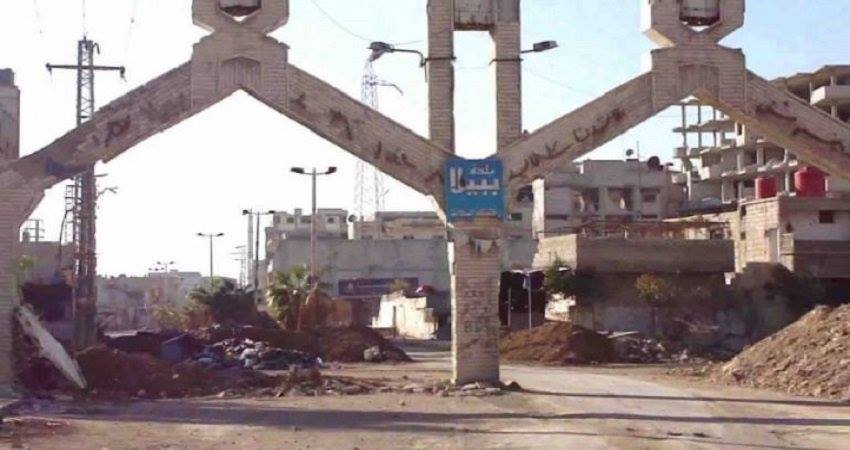 لإعلانها تحت سيطرتها.. قوات النظام تقيم احتفالا في بلدة ببيلا وترفع العلم “السوري” وسطها