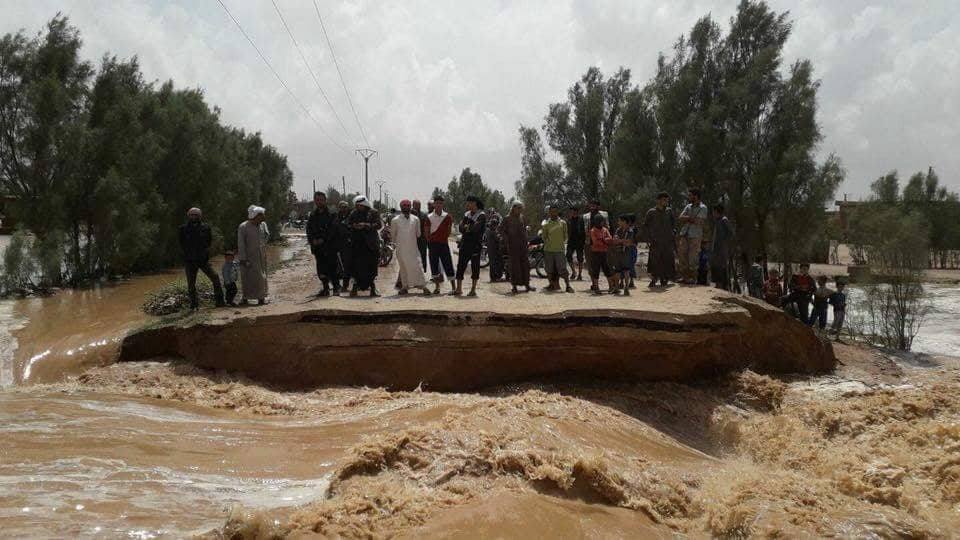 ديرالزور: الأمطار الغزيرة تجرف خيم النازحين وتتلف المحاصيل الزراعية