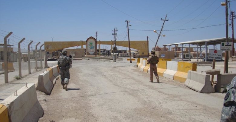 وليد المعلم يطلب من العراق فتح المنفذ الحدودي بين القائم والبوكمال
