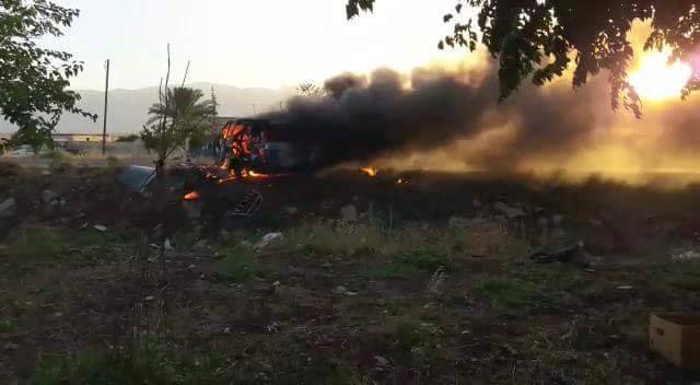 النظام يستهدف طرقات سهل الغاب ويقتل 10 عناصر للحر.. وتحذيرات للمدنيين من عبور الطرقات المرصودة