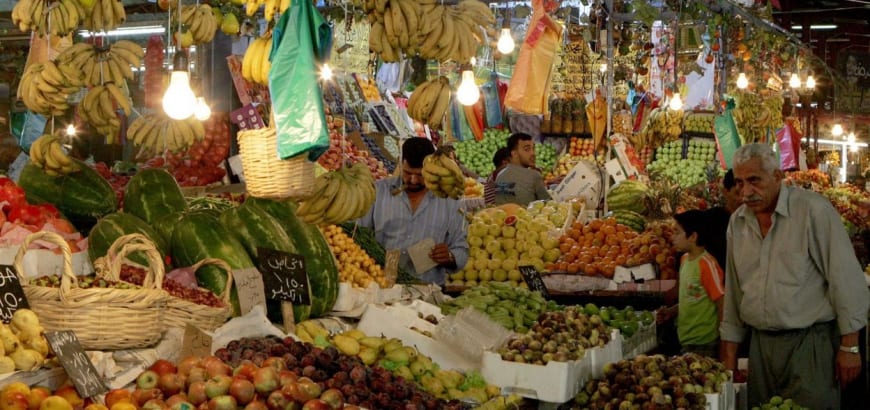 لأسباب صحية وغش.. حكومة النظام تغلق محال تجارية بدمشق