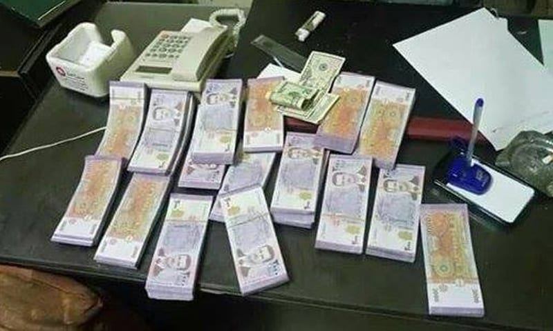 اللاذقية.. ضبط مزور عملة وأهالي يبررون فعلته بسبب تدهور الوضع الاقتصادي