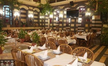 المطاعم في دمشق.. عروض وهمية وكلفة وجبة الافطار لعائلة قد تصل إلى 50 ألف ليرة