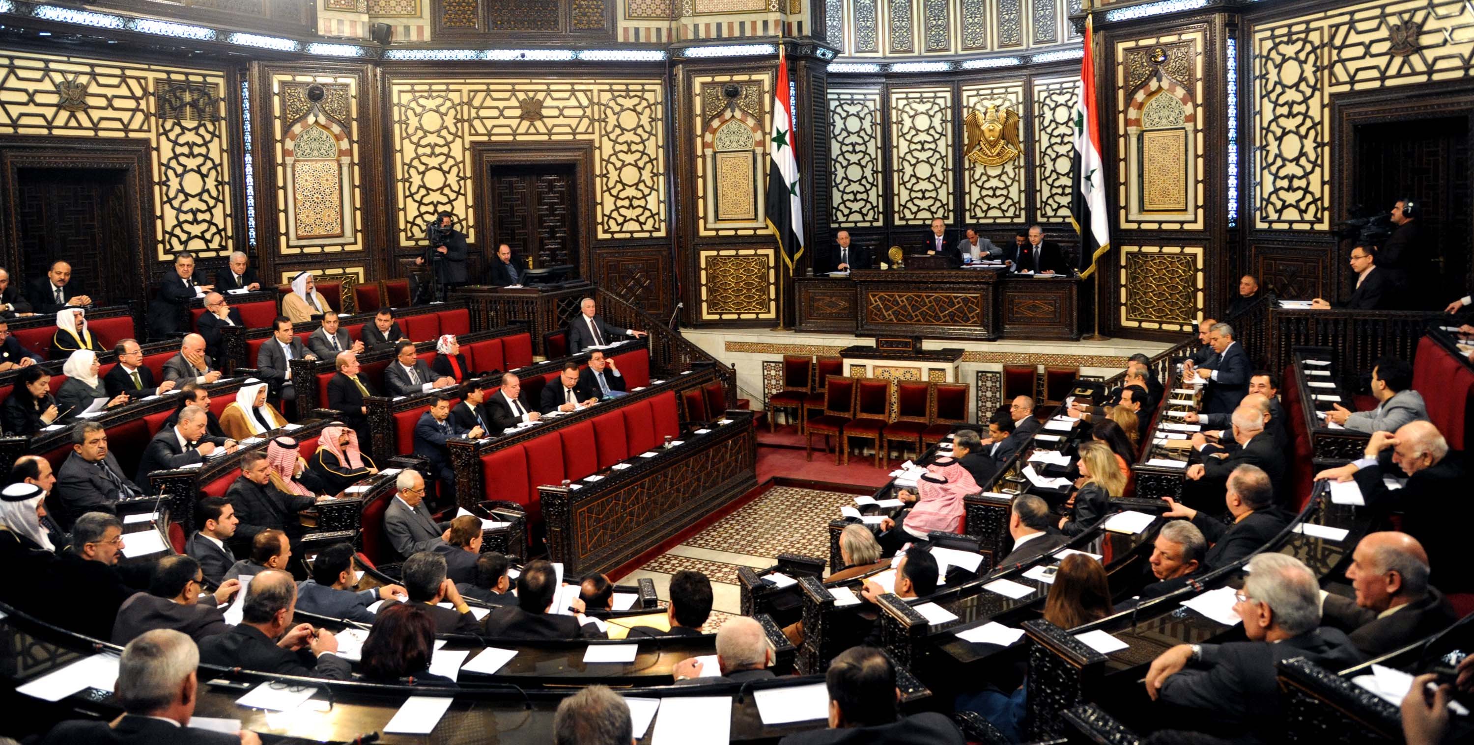 مجلس الشعب التابع للنظام يوافق على إحداث مركز مؤتمت لتوظيف العاملين الكترويناً