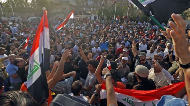 مظاهرات وقتلى وحصار منشآت اقتصادية: تصاعد الاحتجاجات في العراق ضد الحكومة