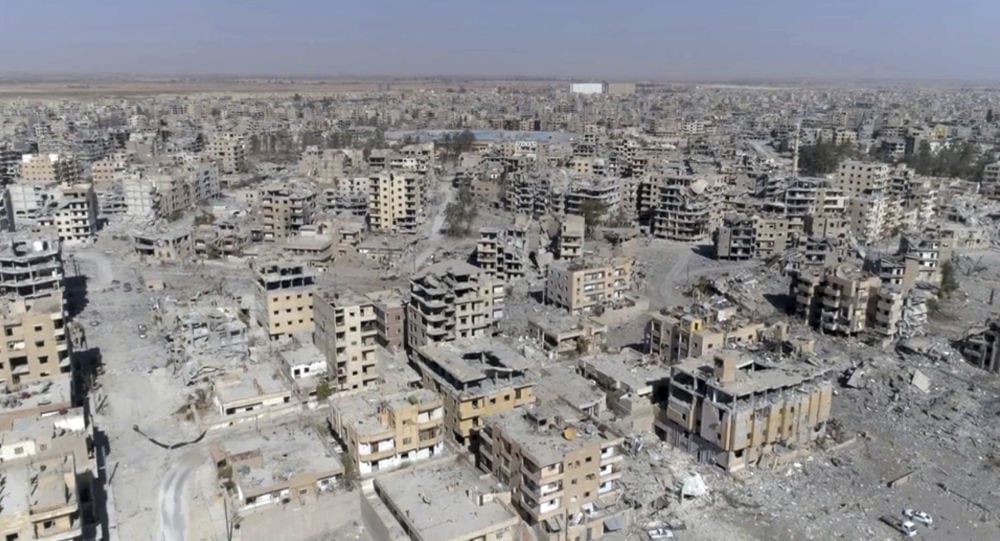 لبنان يتعهد بلعب «دور مهم» في اعادة اعمار سوريا
