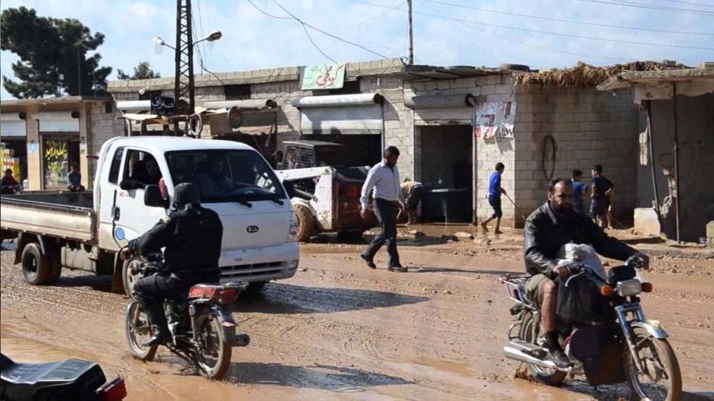 من يرفض المعركة يُتهم بأنه “ضفدع”: مصير أهالي الشمال تحدده الفصائل.. والسجون والمشانق لمن يعارضها