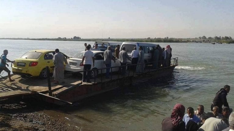 دير الزور.. قوات سوريا الديمقراطية تغلق جميع المعابر النهرية مع النظام