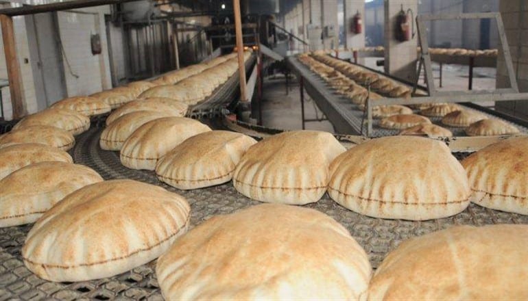 دمشق.. أولى أزمات الشتاء ازدحام كبير أمام الأفران