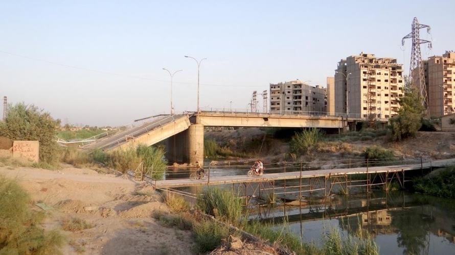 مناطق النظام بدير الزور.. تكلفة التنقل بين الريف والمدينة تعادل تكلفة الوصول إلى دمشق