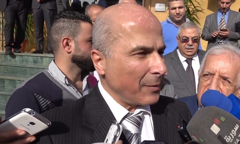 النظام يعفي مسؤولين اقتصاديين بالجملة