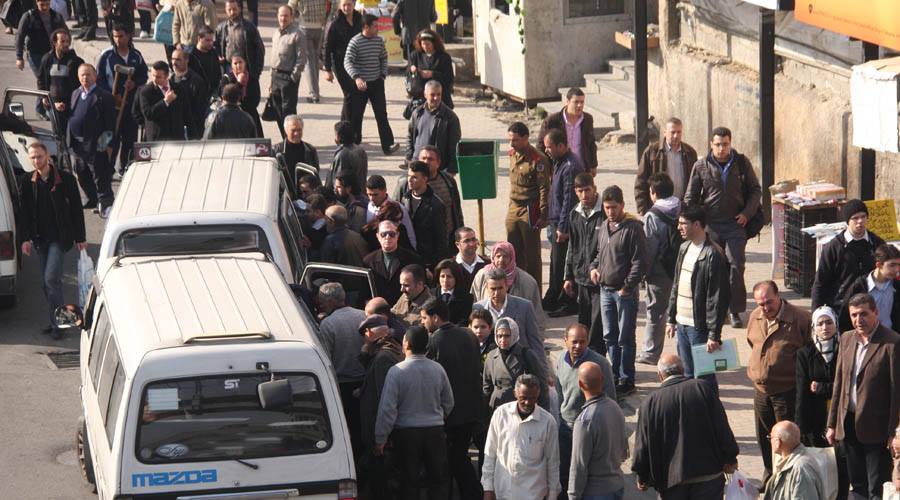 أزمة مواصلات في الغوطة الغربية والقلمون وحكومة النظام تتجاهلها