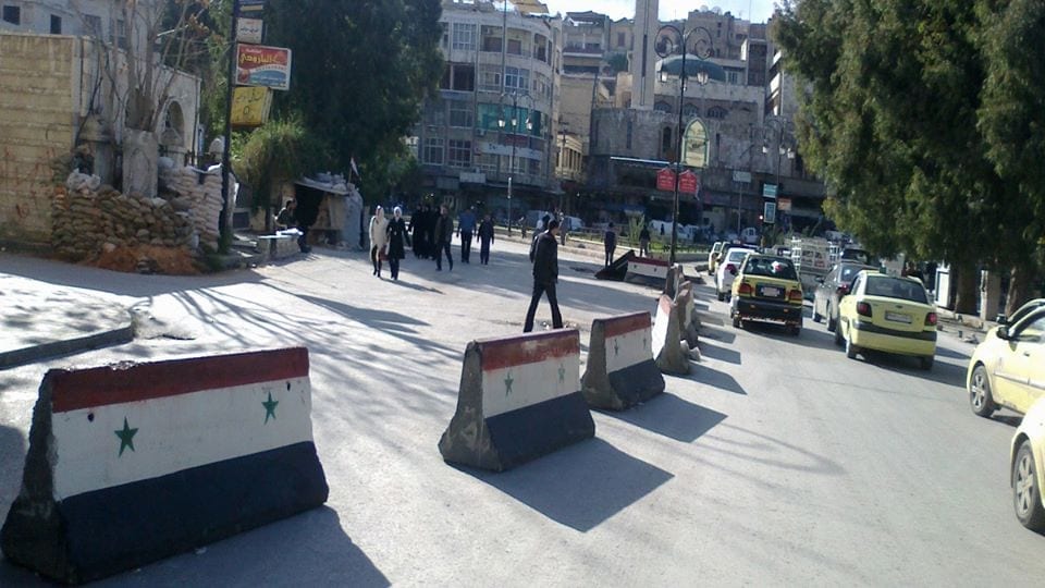 خوفاً من التضامن مع المعتقلين بمركزي حماة: قوات النظام تنتشر بشكل مكثف في المدينة