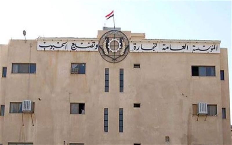 علاقته مع “الإدارة الذاتية” للأسوأ: النظام يفصل موظفين بعد اتهامهم بالعمل مع الإدارة