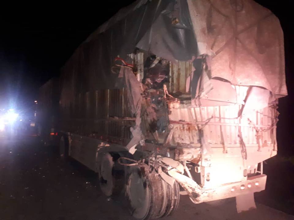 الحسكة: وفاة 3 أشخاص وجرح 4 أخرين في اصطدام “باص” للنقل بشاحنة